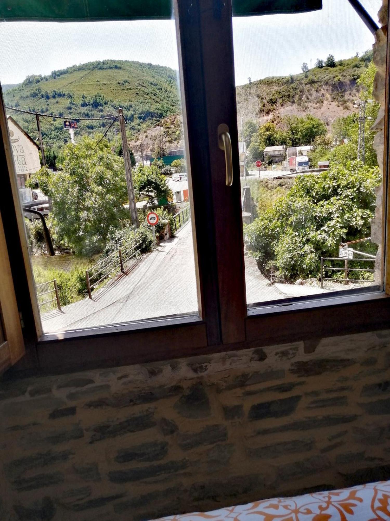 El Puente Peregrino Pensionat Trabadelo Værelse billede